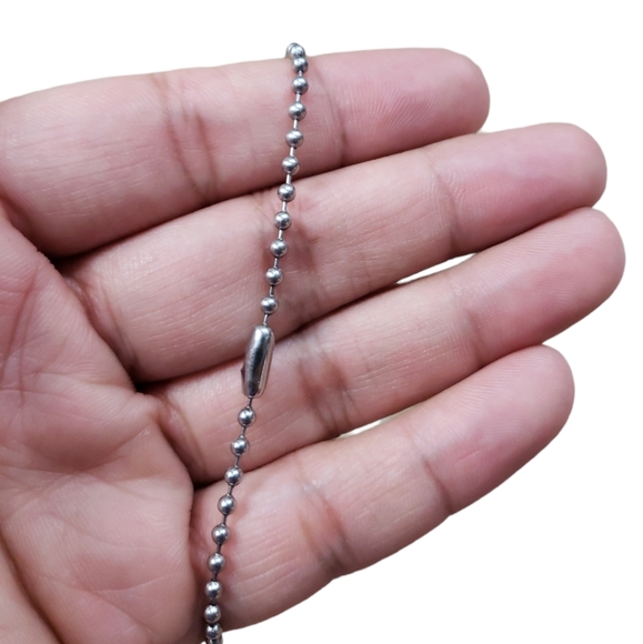 Vintage Gunmetal Toned Shields of Strength II Cor 10:5 & Jeremiah 29:11 - Picture 4 of 4